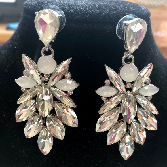 Statement Earrings - Picture 2 of 3